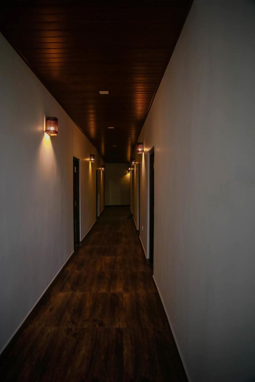 Hotel City Grand Ella Eksteriør bilde