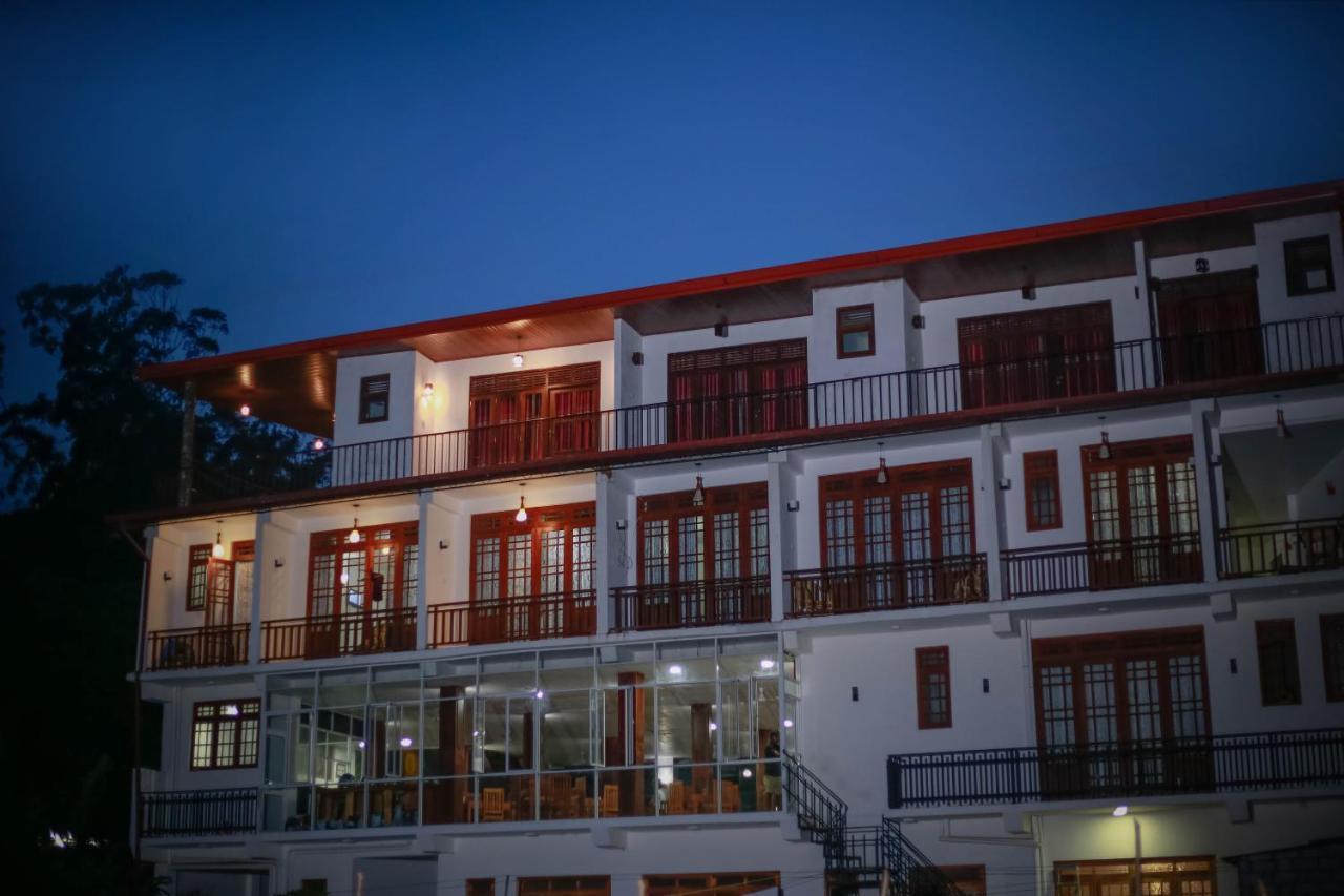Hotel City Grand Ella Eksteriør bilde